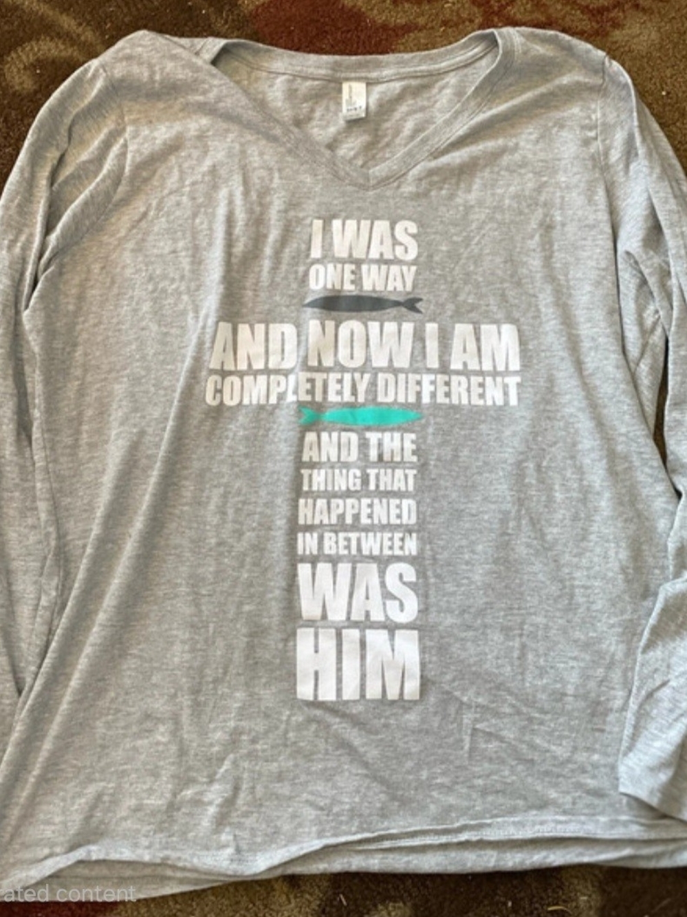 Men's Gray Graphic V-Neck Long Sleeve Shirt - Casual Comfort